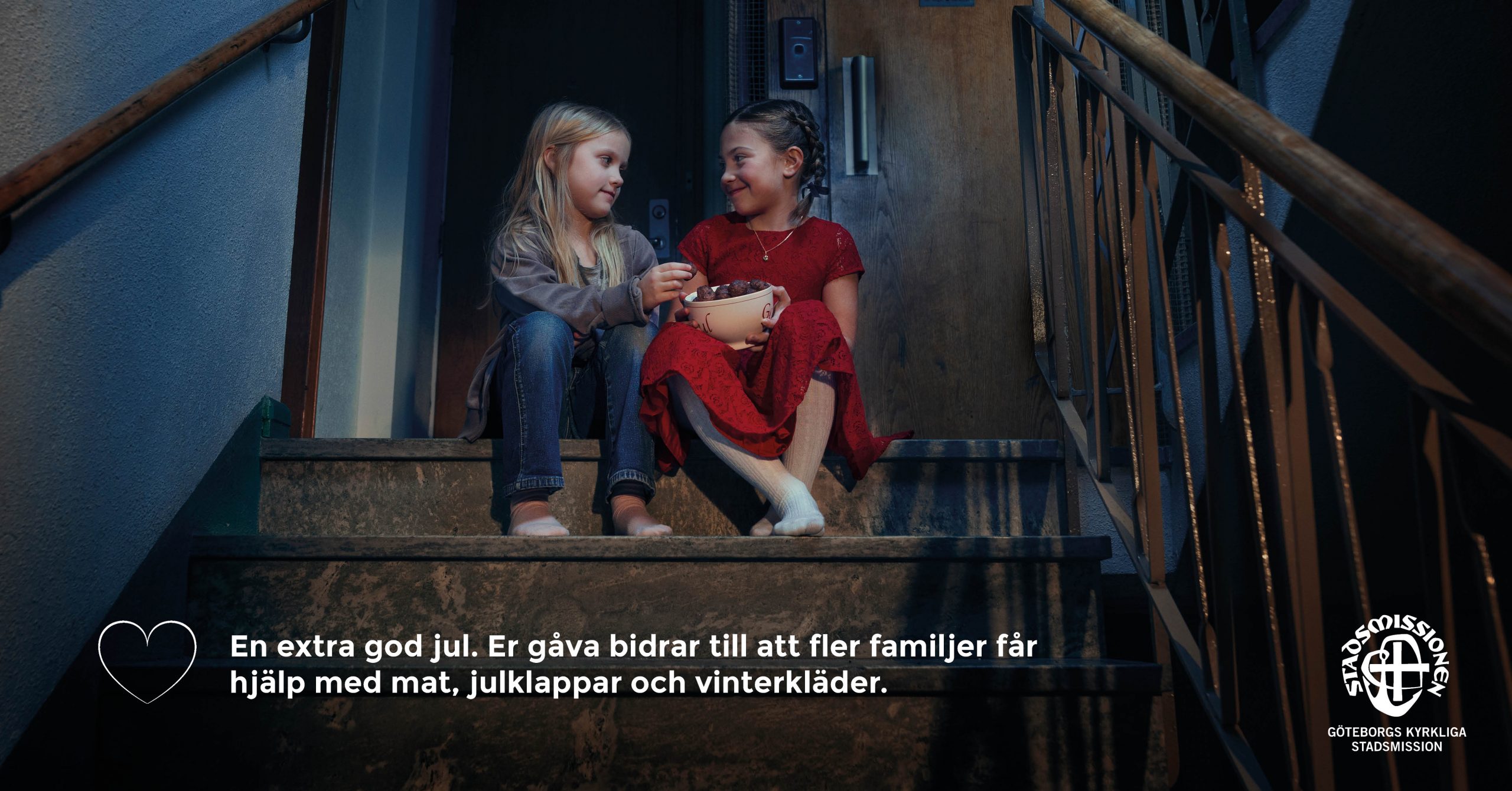 Betonmast ger julgåva till Stadsmissionen.